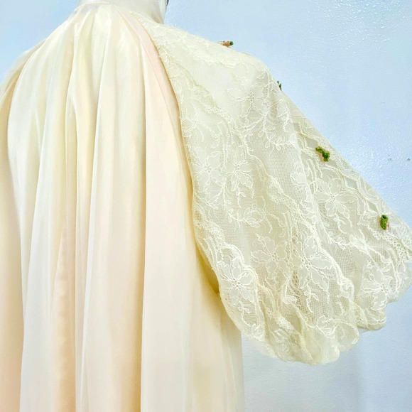 Vintage Twin Roses Chiffon Overlay Robe W/Lace Sleeves & Tiny Rosettes OS - Picture 9 of 11